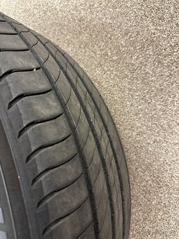 1ks Michelin - PRIMACY 4 235/50 R19 103V XL - 5