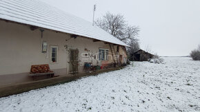 Exkluzívne na predaj vidiecky dom, pôvodný stav, pozemok  26 - 5