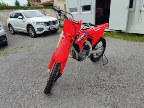 HONDA CRF 250 R (2024) - 5