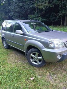 NISSAN X-TRAIL 4x4 - 5