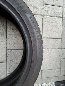 Predám zosilnené zimné pneumatiky Continental  235/45 r20 XL - 5