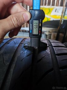 245/45 r17 letné - 5