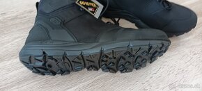 BOSP špeciálna obuv GORETEX, VIBRAM, č 30 - 5