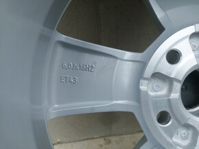 NOVÉ 5x112 6Jx16 ET43 - zimný komplet ŠKODA KAROQ - 5