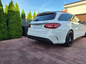 Mercedes-benz c63 s amg - 5