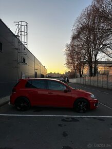 Volkswagen Golf 2.0 TSI GTI - 5