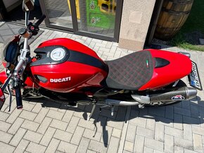 Ducati Monster 1100 - 5