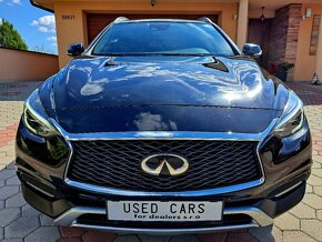 Infiniti Q30 2,2D 125kW AWD 4x4 Priemium Lux - 5