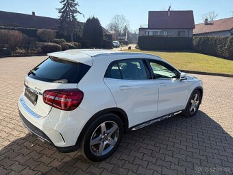 Predám Mercedes-BENZ GLA 200d 4-MATIC 100kw,r.v.10/2017 naja - 5