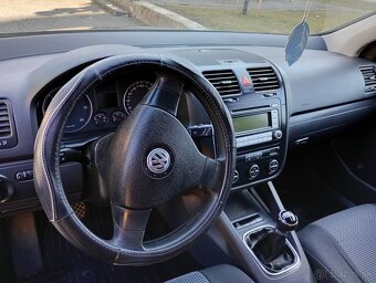 Predám Wolkswagen Golf 5 TDI - 5