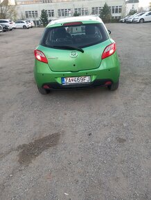 Predám mazda 2 1.3 benzin 55kw - 5