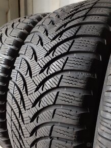 3x zimné pneu 215/45R17 Michelin - 5