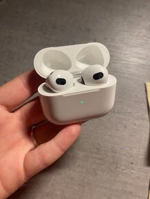 AirPods 3 generácia - 5