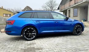 Škoda Superb Combi Sportline Race blue 1.4 TSI Hybrid IV - 5