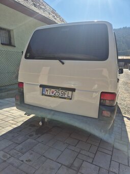 Predám zadný kufor na Volkswagen T4  biela farba - 5