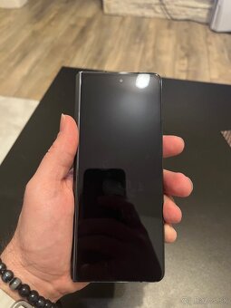 Samsung Galaxy Fold 5 - 5