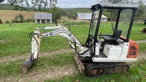 Mini bager Bobcat +-1t, starší, ale spoľahlivý - 5