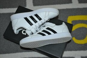 Tenisky kožené ADIDAS v.30,5...19,5cm - 5