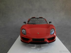 Porsche 918 Spyder Weissach 1:18 - 5