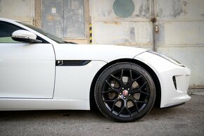 Jaguar F-Type Coupe 3.0L V6 AT - 5