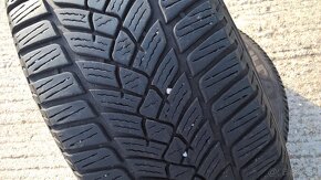 4 ks ZIMNÉ 225/55 R17 101V XL FULDA cca 5-6 mm LEN 35,-€/kus - 5