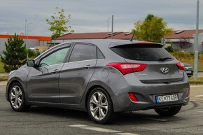 Hyundai i30 1.6 CRDi DOHC 16V Dynamic - 5