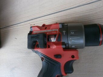 Predam srobovacku Milwaukee M12 FPD2 - 5