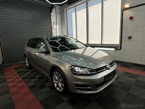 Volkswagen Golf Variant 2.0 TDI Xenon - 5