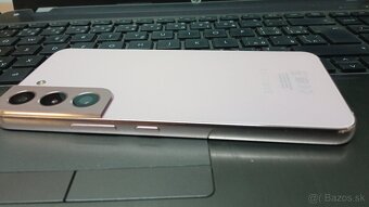 Predám Samsung Galaxy S22 256 GB vo farbe Pink Gold - 5