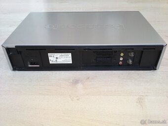 Videorekordér Panasonic NV-HS830 High-End S-VHS ET - 5