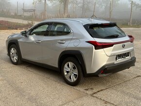 Lexus UX 250h možný odpočet DPH - 5