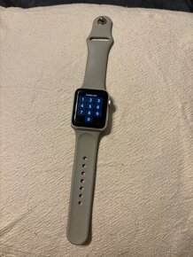 Apple watch 3 generácia 38mm silver - iba SMS a email - 5