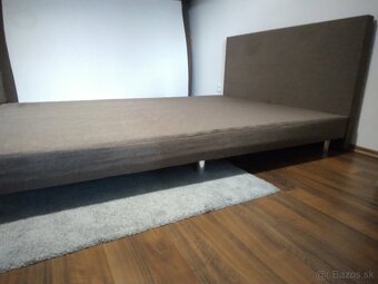 Predam postel 140x200 - 5