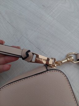 Marc Jacobs kabelka bezova - 5