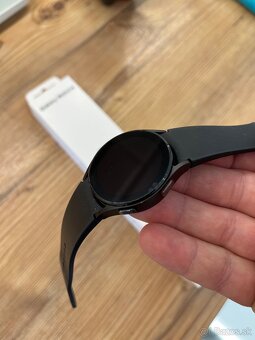 Predam Samsung Galaxy Watch 4 cierne 40mm - 5