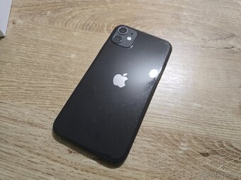 Iphone 11 128gb ma len velmi jemne znamky pouzivania telefon - 5