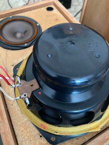 predám tieto tesla repraki 4 ohm 15 w - 5