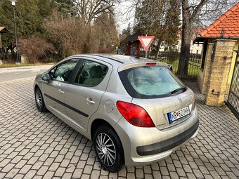 Peugeot 207 1.4 benzin 2009,116000km - 5