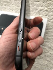 iPhone 11, 64 GB Black - 5