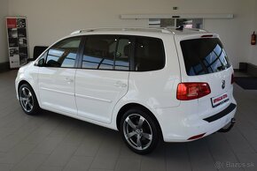 Volkswagen Touran 2,0 TDI, Highline,DSG,navigace - 5