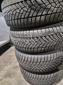 Sada pneu 215/60 r16 - 5