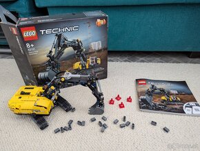 Lego Technic pásový bager - 5