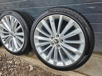 Letná Sada Škoda SUPERB TRINITY+PIRELLI 235/40 R19 - 5