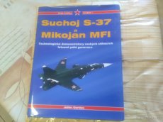 Suchoj S- 37 , Mikojan MFI , kniha zachovalá - 5