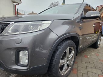 Kia Sorento - 5