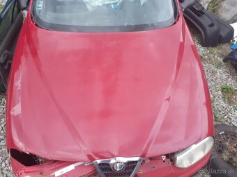 Predám prednú kapotu na alfa romeo 156 - 5