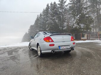 Hyundai Coupé - 5