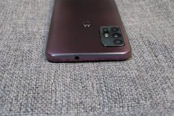 Motorola Moto G30 (plne funkčný) 6/128GB - 5