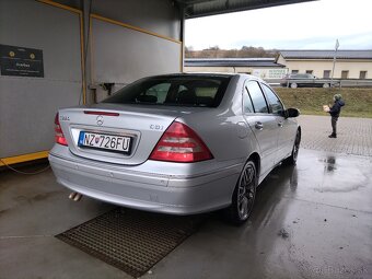 Mercedes-Benz C220 W203 - 5