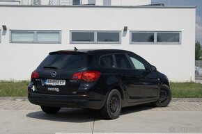 Opel Astra ST - 5